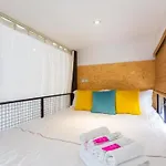 Shanghai Hills&Xing 593 Homestay Mid Huaihai Rd Near Metro Line 1 North Zhongshan Rd